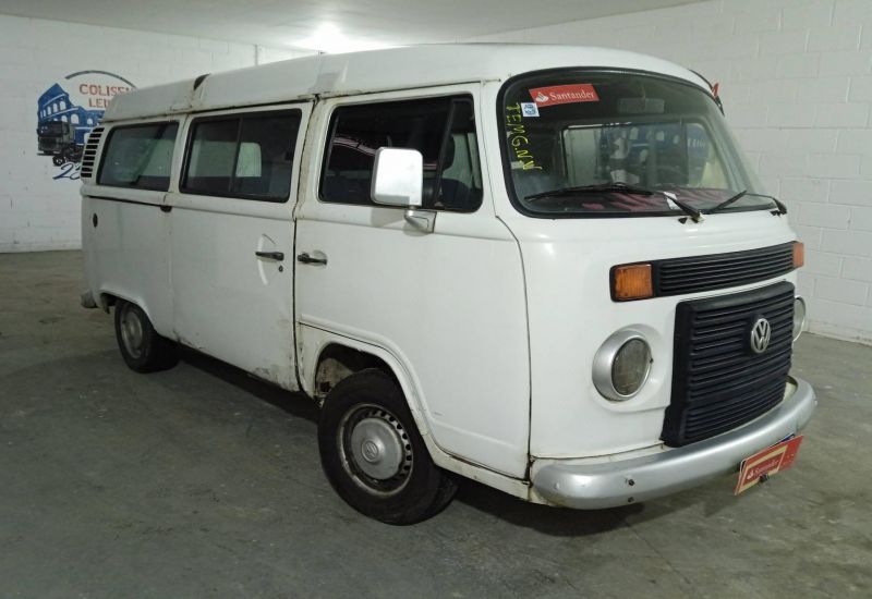 LOTE 07 VW/KOMBI ESCOLAR/LOTACÃO/STANDARD 1.4 FLEX 2009/2010