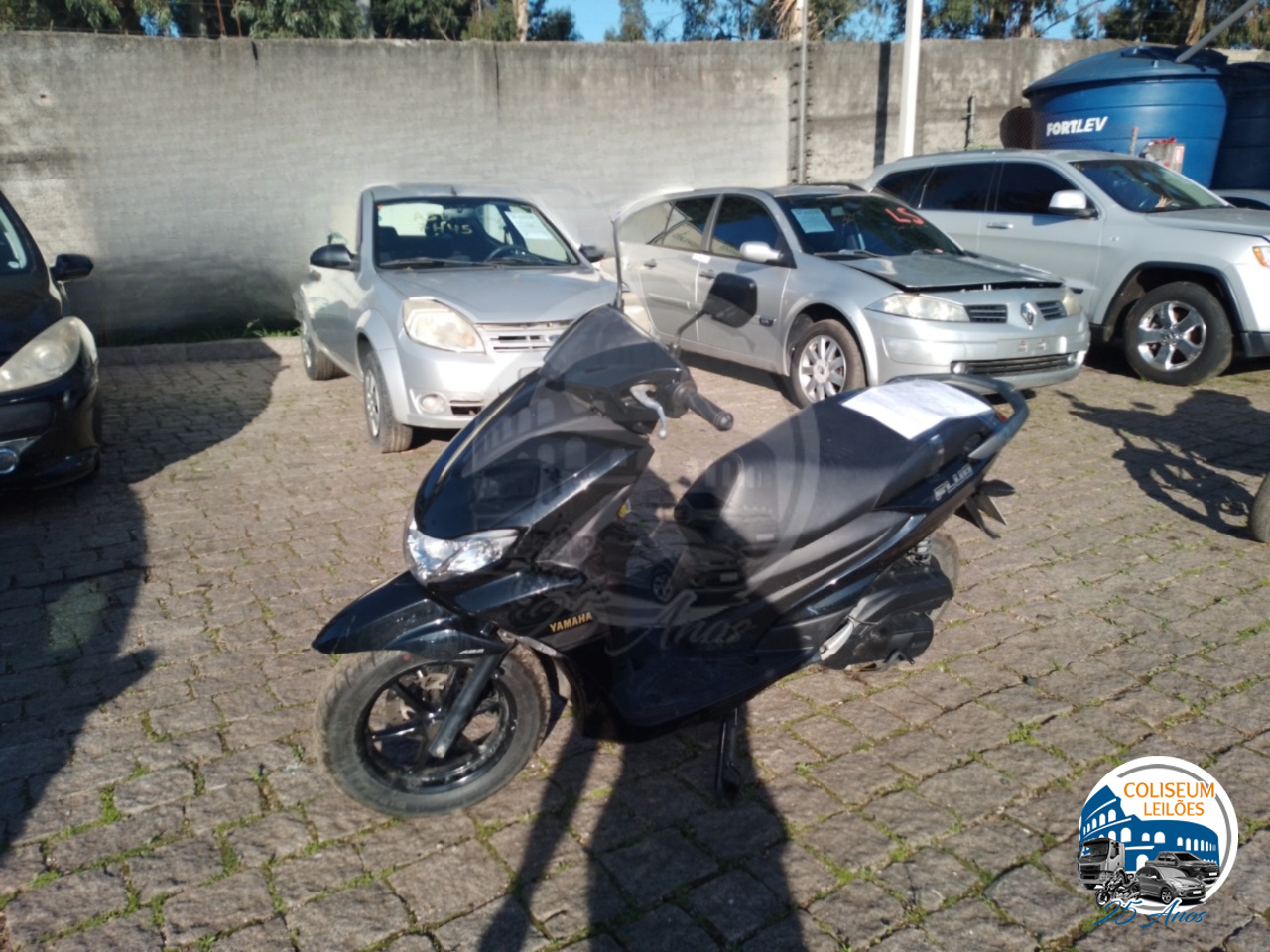 LOTE 017 - FLUO 125 GASOLINA 2023