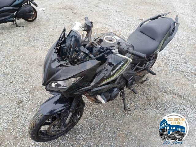 LOTE 018 - VERSYS 650 ABS 2020