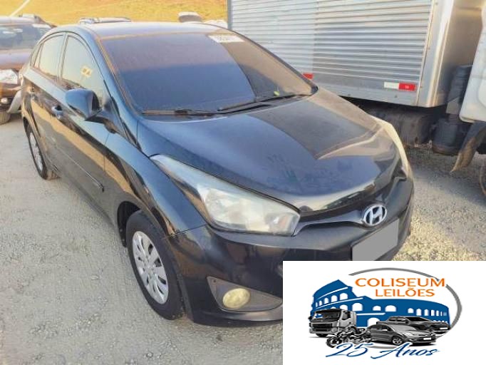 LOTE 032 - HB20S COMFORT PLUS 1.6 16V CVVT 2014