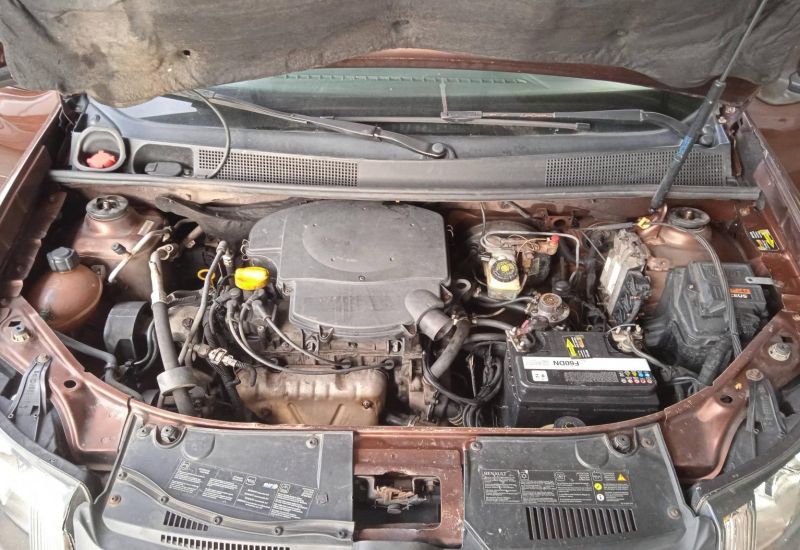 LOTE 40 RENAULT/LOGAN EXPRESSION 1.6 HI-POWER 2013/2014